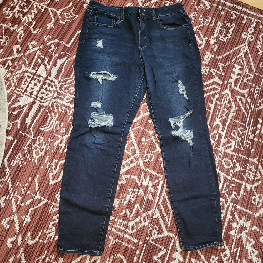 Stylish Distressed Blue Jeans for Women